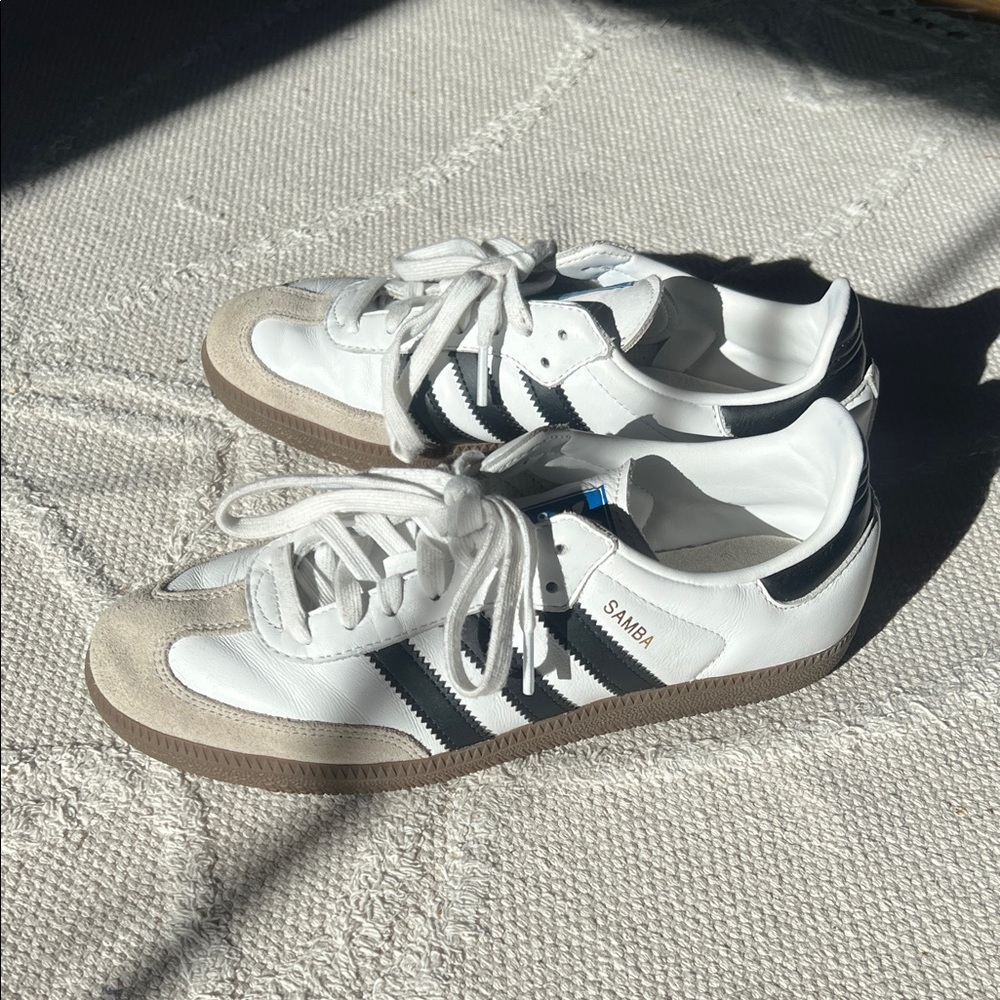 Adidas Samba White and Black Sneakers Women’s Size 8